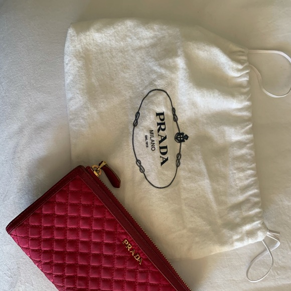 Authentic Pink Prada Wallet - Picture 3 of 3